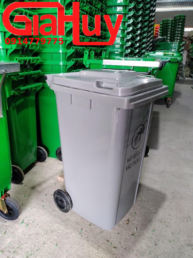 thùng đựng rác có nắp đậy