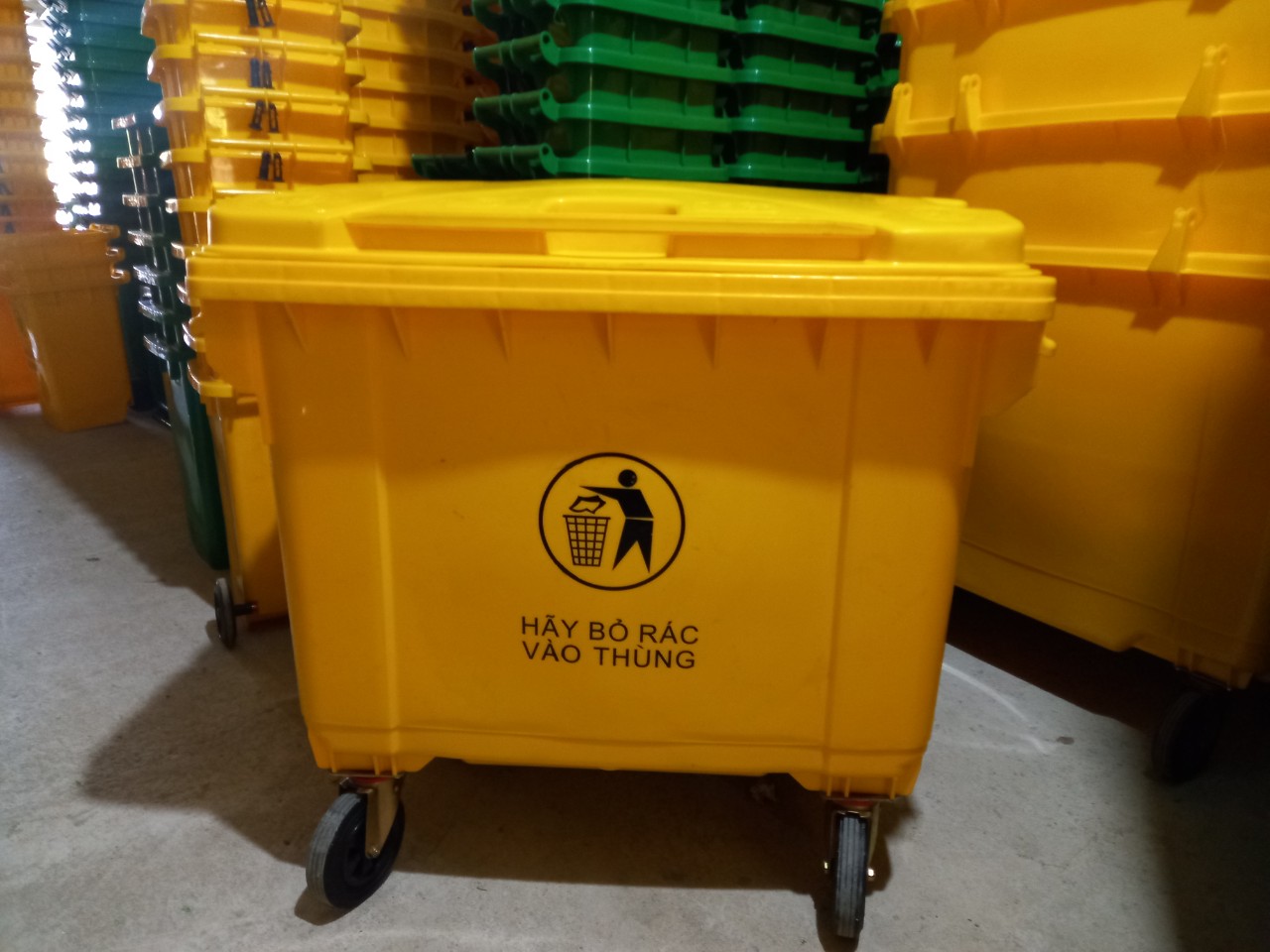 Thùng rác composite giá rẻ